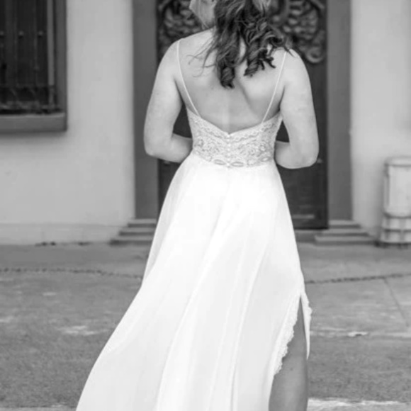 Rebecca Ingram ‘Nicole’ Wedding Dress - Picture 3 of 4